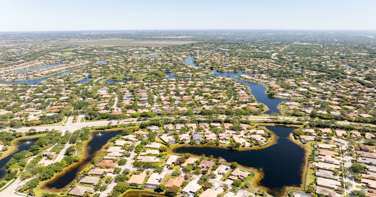 luxury homes in parkland florida